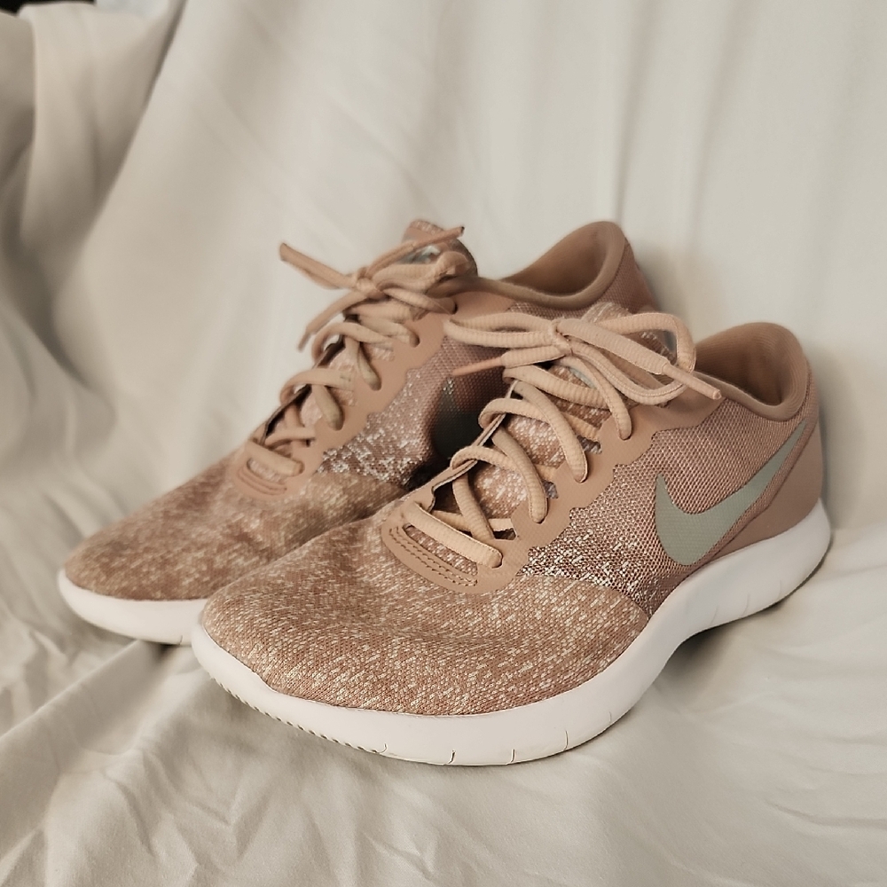 Women's Nike Flex Contact Pink Sneakers
